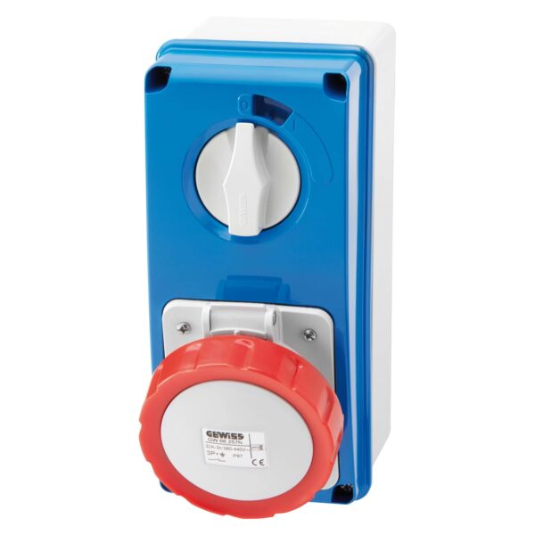 VERTICAL INTERLOCKED SOCKET/OUTLETS